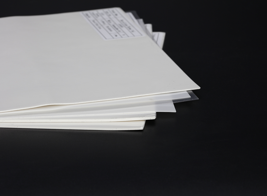 1588816769966268.jpg 無硅導熱墊片.jpg