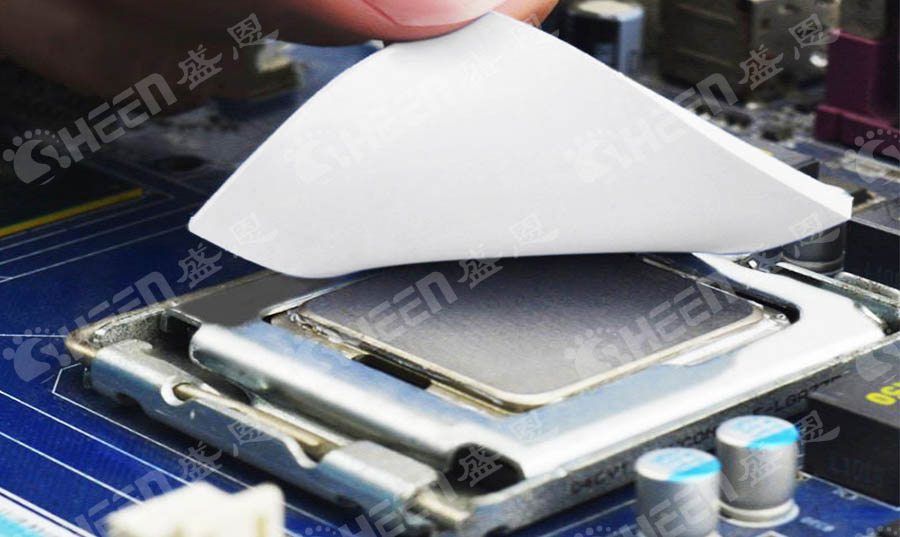 無硅導熱墊片.jpg 無硅導熱墊片.jpg