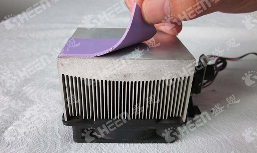 導熱硅膠片.jpg 導熱硅膠片.jpg